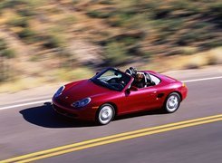 Bordowe Porsche boxster