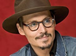 Johnny Depp, Okulary, Kapelusz