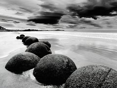 Kamienie, Morze, Chmury