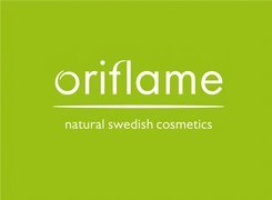 Oriflame, Zielone, Tło