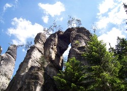 Skalne, Miasto