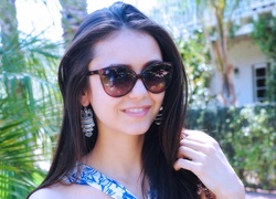 Nina Dobrev, Okulary, Słoneczne