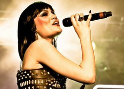 Jessie J., Mikrofon