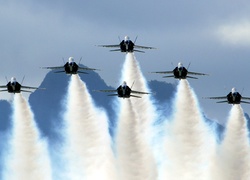 Sześć, Samolotów, Blue, Angels