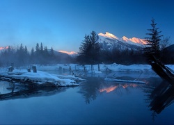 Kanada, Jezioro Vermilion Lakes, Park Narodowy Banff, Góry, Zima