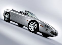 Jaguar XKR