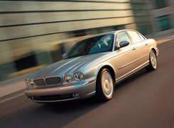 Jaguar X-Type