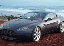 Aston Martin AMV8