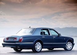 Granatowy, Bentley Arnage