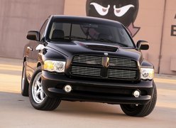 Czarny, Dodge Ram SRT1