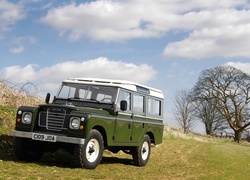 Land Rover Defender, Terenówka