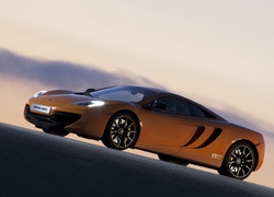 McLaren MP4-12C