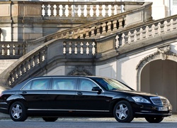 Mercedes S 600 Pullman Quard