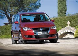 Volkswagen Touran, Rodzinne, Auto