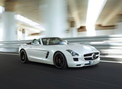 Mercedes-Benz SLS Roadster, AMG