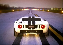 Ford GT, Pas Startowy