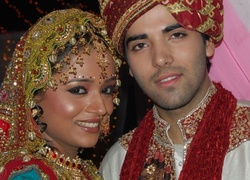 Para, Młoda, Indie