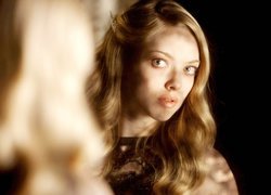 Amanda Seyfried, Tajemnicza