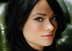 Olivia Wilde, Twarz, Brunetka