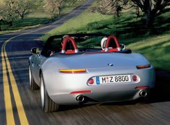 BMW Z8, Tył