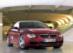 Bordowe, BMW 6