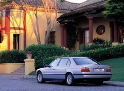 BMW 7, E38, domek