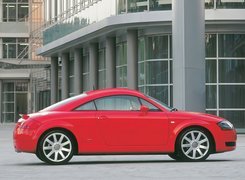 Czerwony, Audi TT