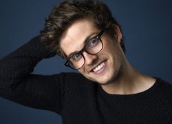 Angielski aktor Daniel Sharman