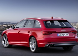 Audi A4 Avant 3.0 TDI Quattro, Tango Red, 2016