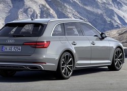 Audi A4 Avant S Line