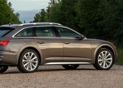 Audi A6 Allroad, Bok