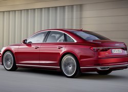 Bordowe, Audi A8 D5