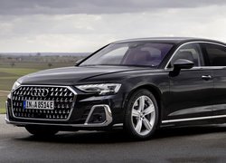 Audi A8 L Plug-in Hybrid rocznik 2022