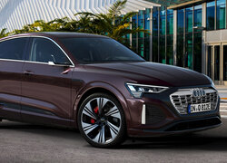 Audi Q8, Sportback E-Tron