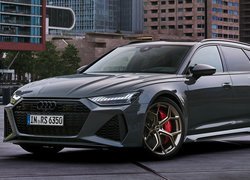 Audi RS 6 Avant przód i bok