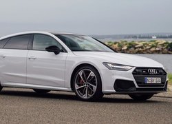 Białe, Audi S7 Sportback