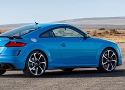 Audi TT RS bokiem