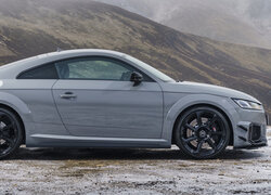 Audi TT RS Coupe Iconic Edition bokiem
