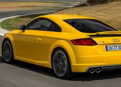 Audi TTS Coupe z 2015 roku