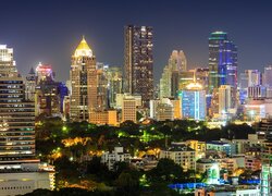 Tajlandia, Bangkok, Domy, Wieżowce, Światła, Drzewa, Noc