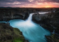 Islandia, Wodospad Aldeyjarfoss, Bazaltowe, Skały, Rzeka Skjalfandafljot, Zachód słońca