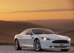 Aston Martin DB9