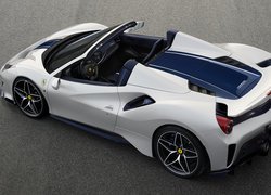 Ferrari 488 Pista