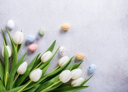 Wielkanoc, Tulipany, Białe, Kolorowe, Pisanki, Szare tło