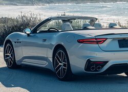 Biały, Maserati Grancabrio, Trofeo, Kabriolet