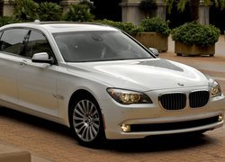 BMW 750i, F01, 5 generacja