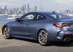 BMW Seria 4 M440i, Tył, Bok