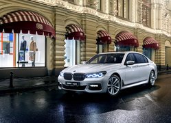 BMW M7 G12