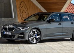 BMW seria 3 Touring G21