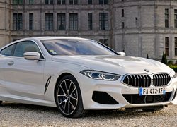 Białe, BMW M8, Coupe